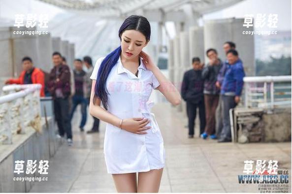 爱丝的沙滩女神合集，看了这海浪，我在想，可不可以来个海鲜派对？