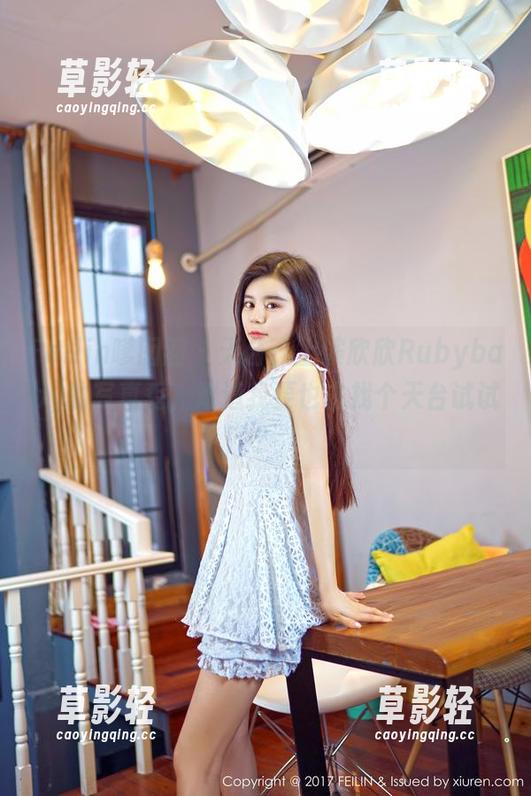 Feilin嗲囡囡-欣欣Rubybaby Feilin嗲囡囡 - 天台,上演欣欣Rubybaby的写真秀,难道我要也去找个天台试试?