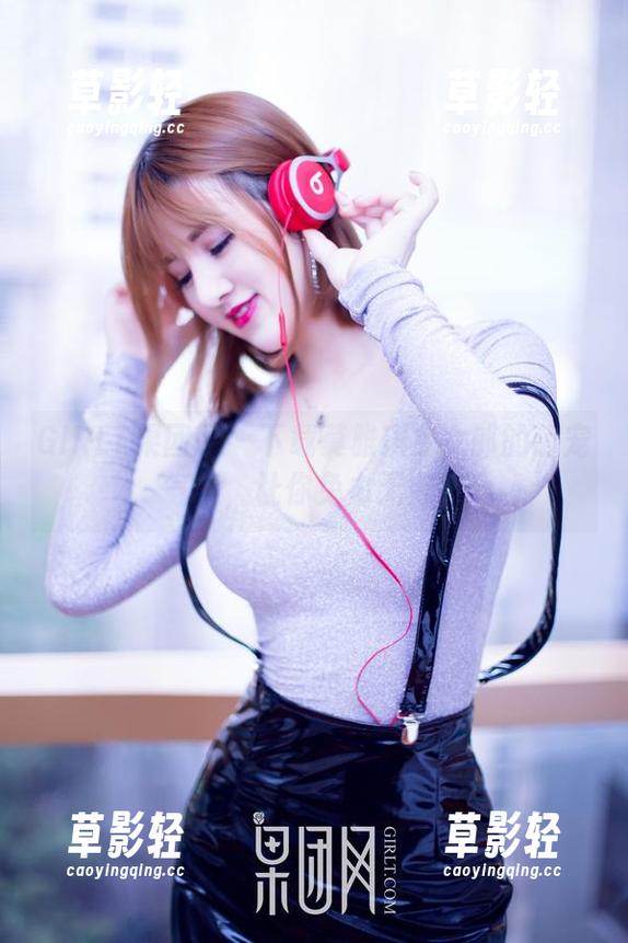 GIRLT果团网 - 下载莫雅琪兔女郎的萌宠气场，让你兔力无穷！