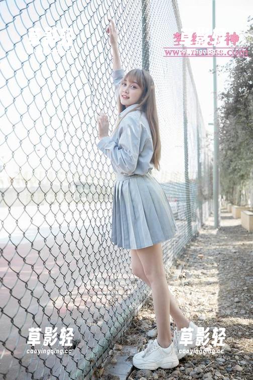 MSLASS梦丝女神 - 张灵儿的棉袜写真–谁能拒绝那份舒适感，高清不过瘾吗？