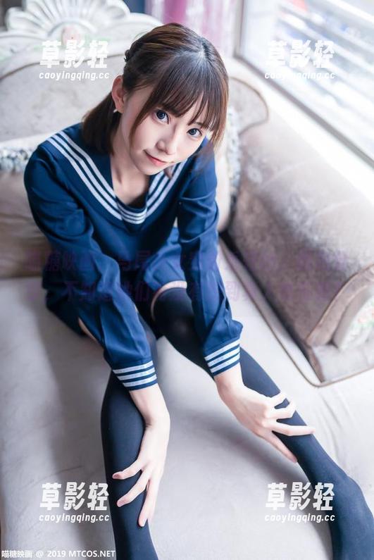 喵糖映画：马尾少女穿粉系轻纱，图包分享，不知道她们有没有想到真人也在看？