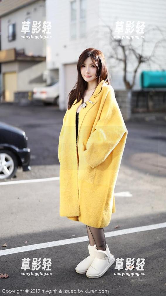 MyGirl美媛馆 - 晓茜sunny海边照片拼图：冲浪、捡贝壳、偶遇小狗狗的意外与乐趣！
