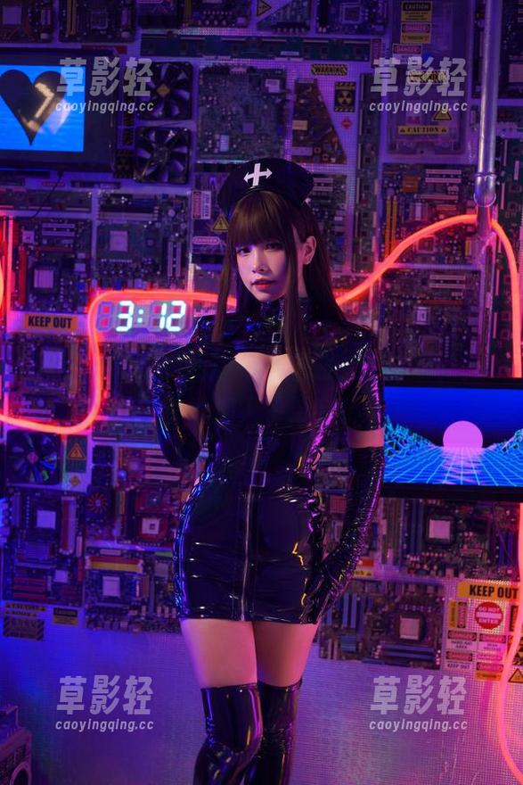Neko薇薇 Neko薇薇的海边高清图册,浪来啦,沙子也加入了聚会!