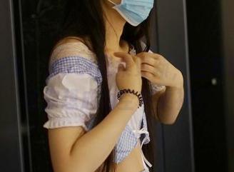 轻松一飞：ROSI图集更新，空姐制服套让你想成为空中女神！