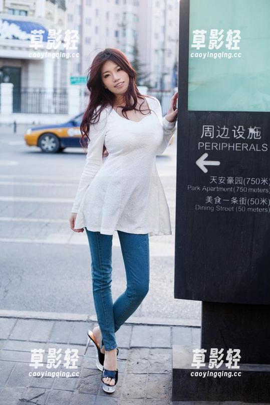 TuiGirl推女郎 - 松果儿在浴缸里与泡泡对话，图库更新中，快来一探究竟！
