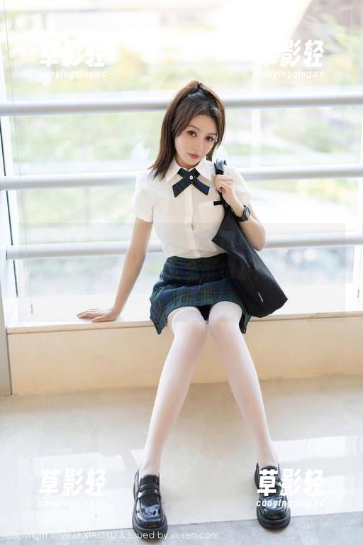 XIAOYU语画界-楚恬Olivia XIAOYU语画界 - 这组空姐写真,楚恬Olivia就是那种能把安全带也系得特别好看的人,哈哈!
