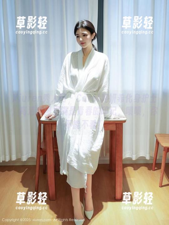 Xiuren秀人网 - Carol周妍希化身护士，高清套图里满是青春的印记，啧啧，你不能不看！