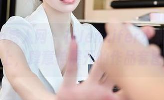 Xiuren秀人网 – 在Jennifer小若的天台上，肆意伸展开的作品套图