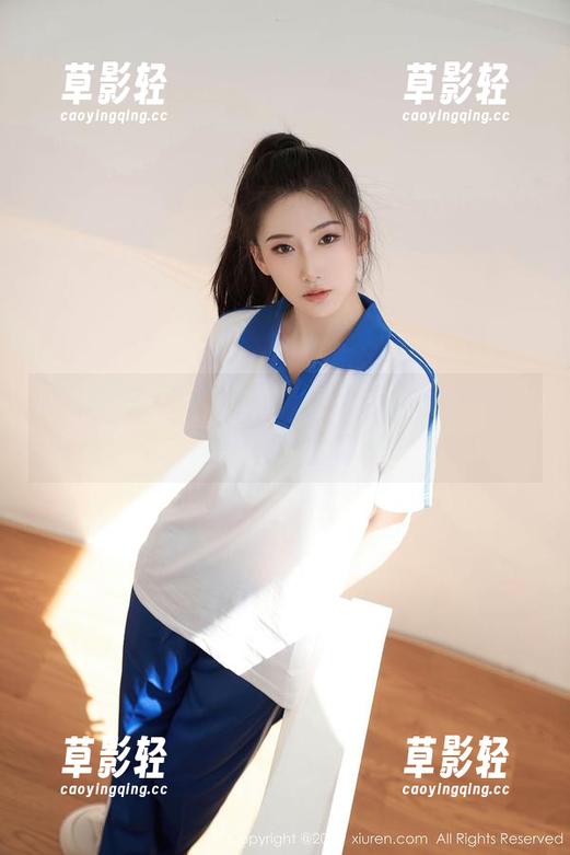 Xiuren秀人网-Sugar糖酒酒 Xiuren秀人网 - Sugar糖酒酒的网袜之旅:写真集里的不经意洒脱分享。