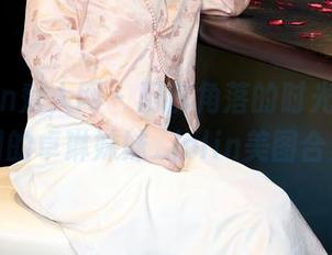 Xiuren秀人网 - 厨房角落的时光机,悠闲的卓琳妹妹_jolin美图合集