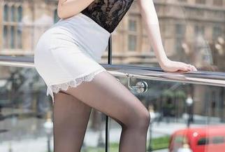 Xiuren秀人网 - 户外好图也疯狂,张美荧带你经历‘为了拍照我宁愿跌进灌木丛’的纯粹快乐!