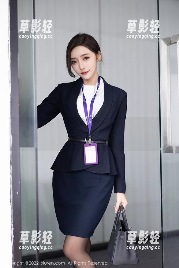 Xiuren秀人网 - 原图中的李雅柔182CM，油亮得像是刚从油箱里上线的