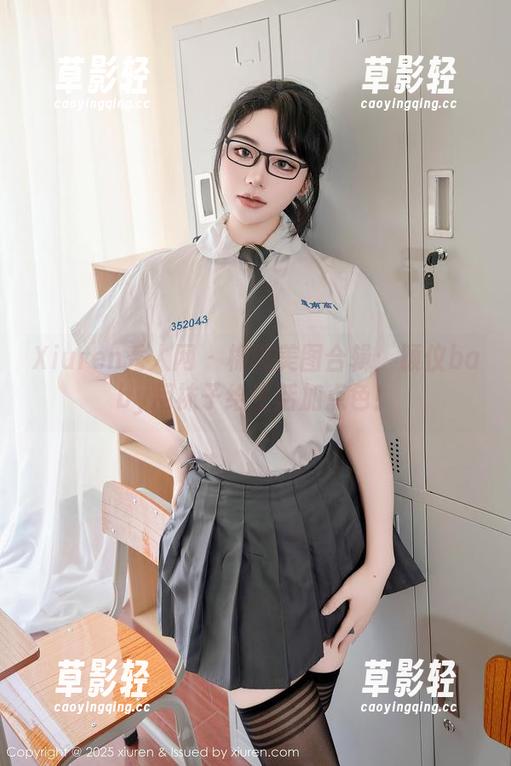 Xiuren秀人网 - 棉袜美图合辑：颖仪baby用袜子给生活加点色！