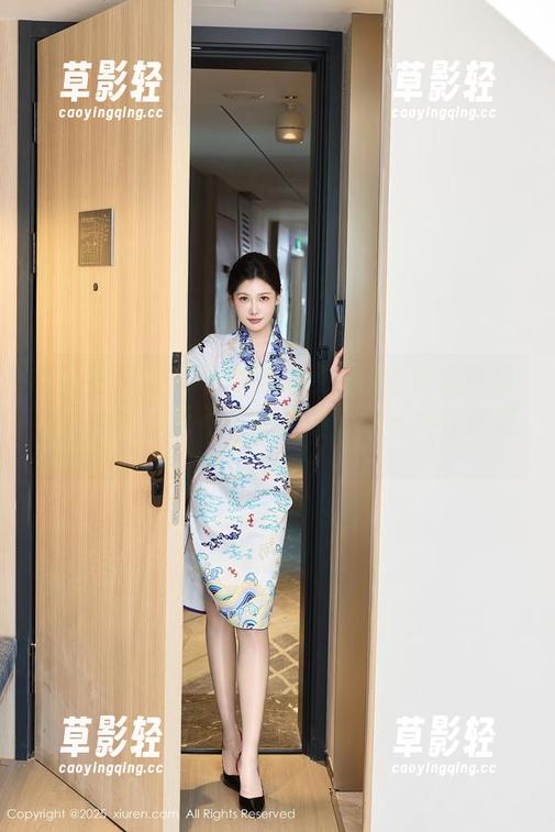 Xiuren秀人网 - 在风景尤美的全套写真中，内衣似乎不仅是穿着，还有种仪式感。