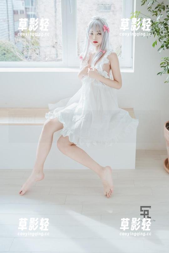 Yuna(윤아)的HD图册：皇家方舟柴郡，蓝色姐姐传情中
