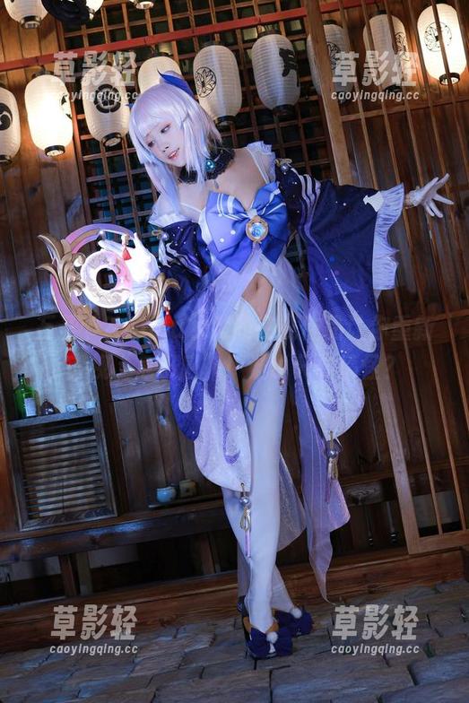 万圣节？aqua水淼的在线作品让你重新审视“危机感”！谁说只要搞怪？