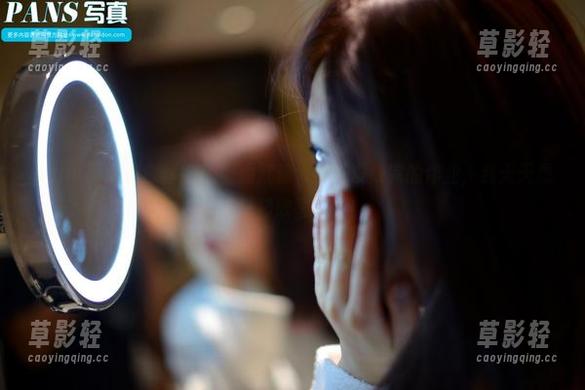 pans - 高清白丝Kiki套图就像大学时没做完的作业，我天天想拖延却欲罢不能！