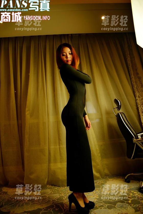 pans - 沁沁的校服：美图？还是一样的校园套路？