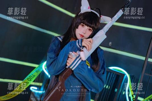 星光派对：咬人小小兔带你“网盘”畅游写真世界