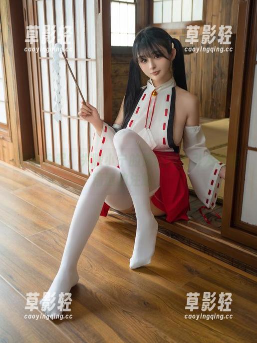 警报响起！失眠小宁的熊猫拟人引发图库精选的注意！