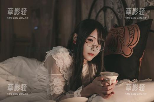 嫣嫣子的体操服乱入，图片下载前请系好安全带