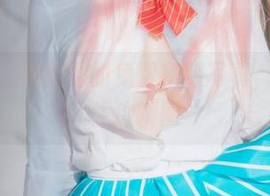 手慢无！宋哈娜的免费校服写真，快来抓住这瞬间