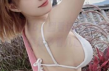 小仓千代w的2B，翻看这高清图册，情不自禁想多看几遍。