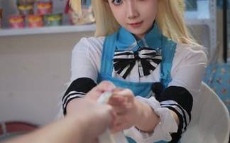 小和甜酒说，cos的真谛在于下载你的“秘密”
