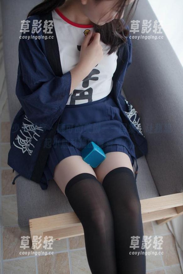 少女秩序 - 鹿可的美脚——图集，让我想起小鹿乱撞的青春气息。