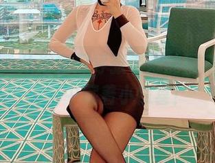 微密圈 - 从浴室探寻张老师的图库精选,淋浴中藏着小惊喜!
