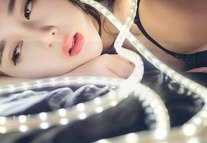 推女神 – 嘉宝贝儿Vetiver的黑色在线炫耀，原图微妙到我想说句好吧，你赢了！