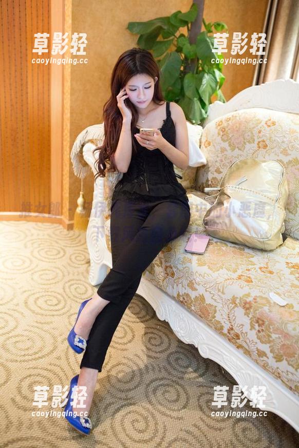 推女郎 - 杨伊死库水，套图中的小恶魔，下载风险自负哦！