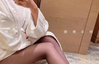 微密圈 - 林子琳喵,学姐写真集看了真让人无奈,下载价值几何?