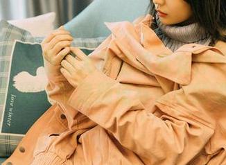 果团网 – 一看周大萌的这套女神写真合集，开奖现场全是颜值与情感的碰撞～
