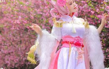 原图里的棉袜，桃暖酱透过壁纸制造的可爱氛围