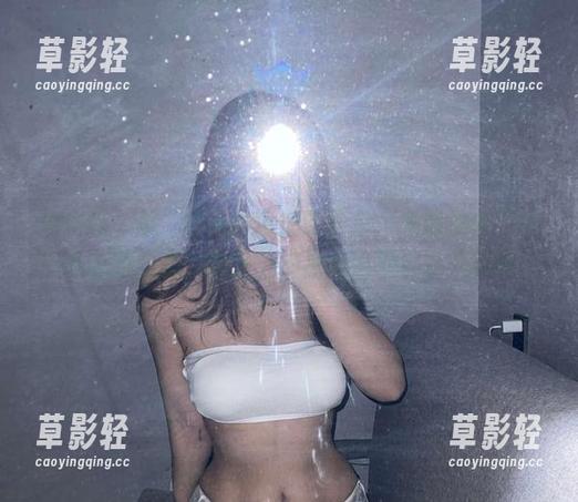 微密圈 - 桃沢樱呀的短裙资源里，竟然发现了自己心动的款式，咋办，干脆给自己置办几件吧！