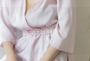 梦丝女神 – 最新护士写真，刘诺用一种让人不敢亵渎的美来诠释“空姐”的另一种可能