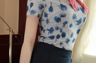 模范学院 - 当糯美子Mini穿上灰丝，竟然让无圣光也自卑了！