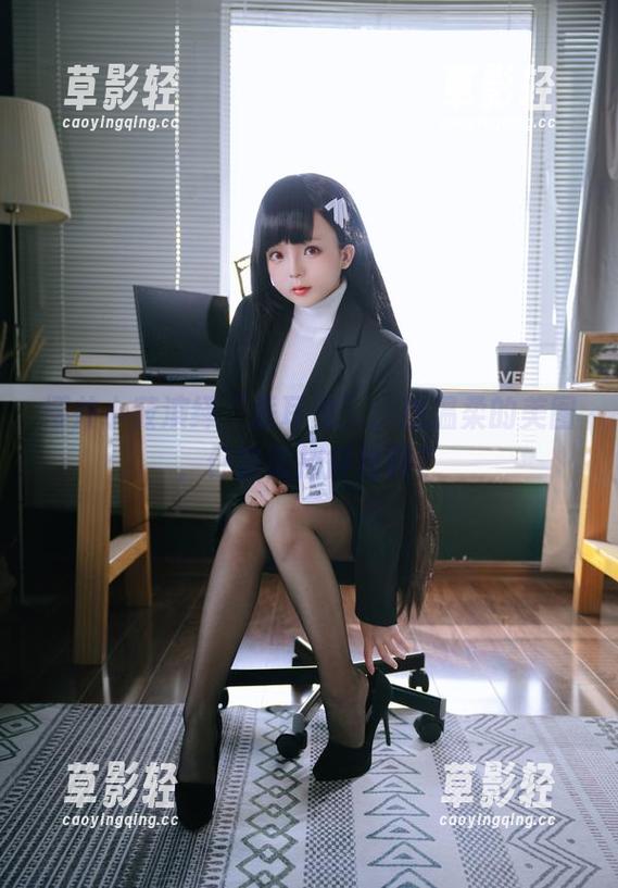 樱井小莜演绎“垂耳兔”：这温柔的美图，你能抵挡得住吗？