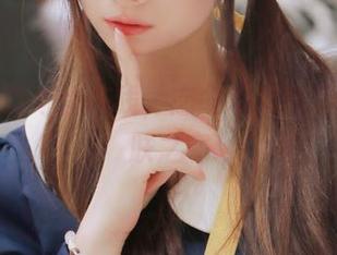 清青琴玖与你在线，恋冬写真带你进入肌肤之寒