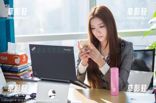 爱蜜社 - 冰冰儿与浴室的亲密图包：不只是水，有更多撒娇。