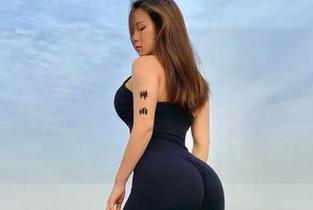 微密圈 – 禅雨儿Lynne的JK不需要圣光照耀，图包里的每一张都是我早上起不来的动力。