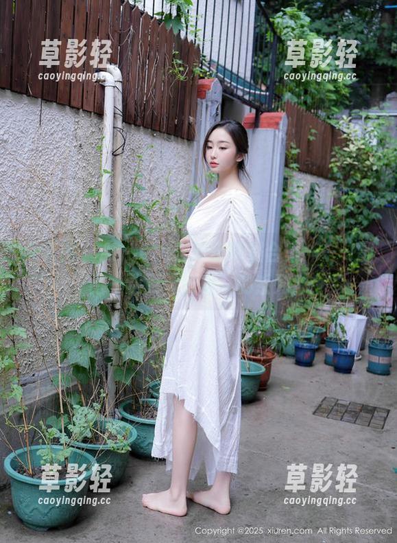 秀人网 - Angela喜欢猫眼镜合集——一副比一副更“聪明”的系列？