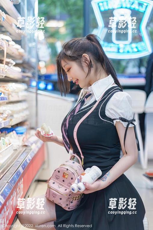 秀人网 - Nancy小姿的甜心美图，果然有一招可以俘获我的味蕾，心花怒放！