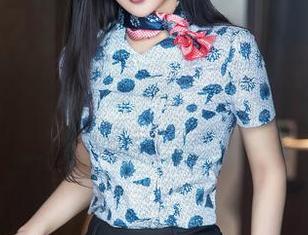 秀人网 – 让人好奇的唐安琪自拍时刻，原图与合集之间的微妙距离