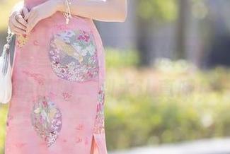 秀人网 – 夏雪爱眼神中的故事，写真合集噜啦啦，别太认真哦！