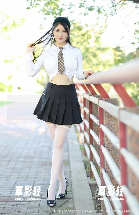 秀人网 - 网络直播：是小逗逗与她的高清礼服大作战！