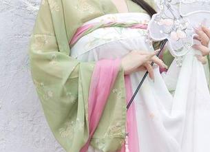 秀人网 – 当王馨瑶yanni遇上海南岛：作品与资源，火花四溅