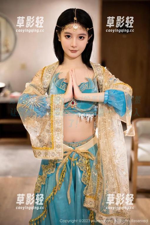 秀人网 - 王馨瑶yanni的美脚写真，居然让我开始思考脚趾的哲学问题……太投入了！
