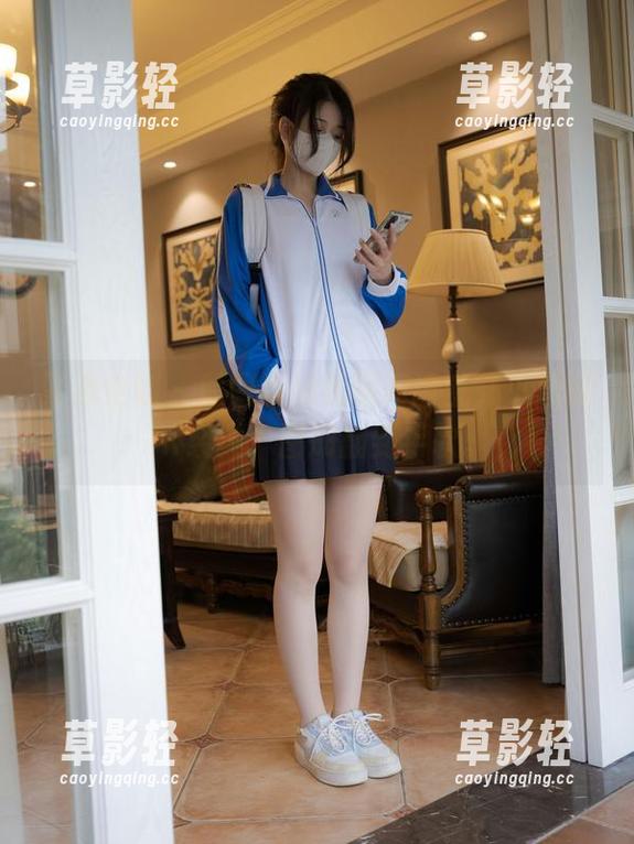 紧急企划 - 原图看得我眼花缭乱，小恩的JK经典，图册翻到手软。